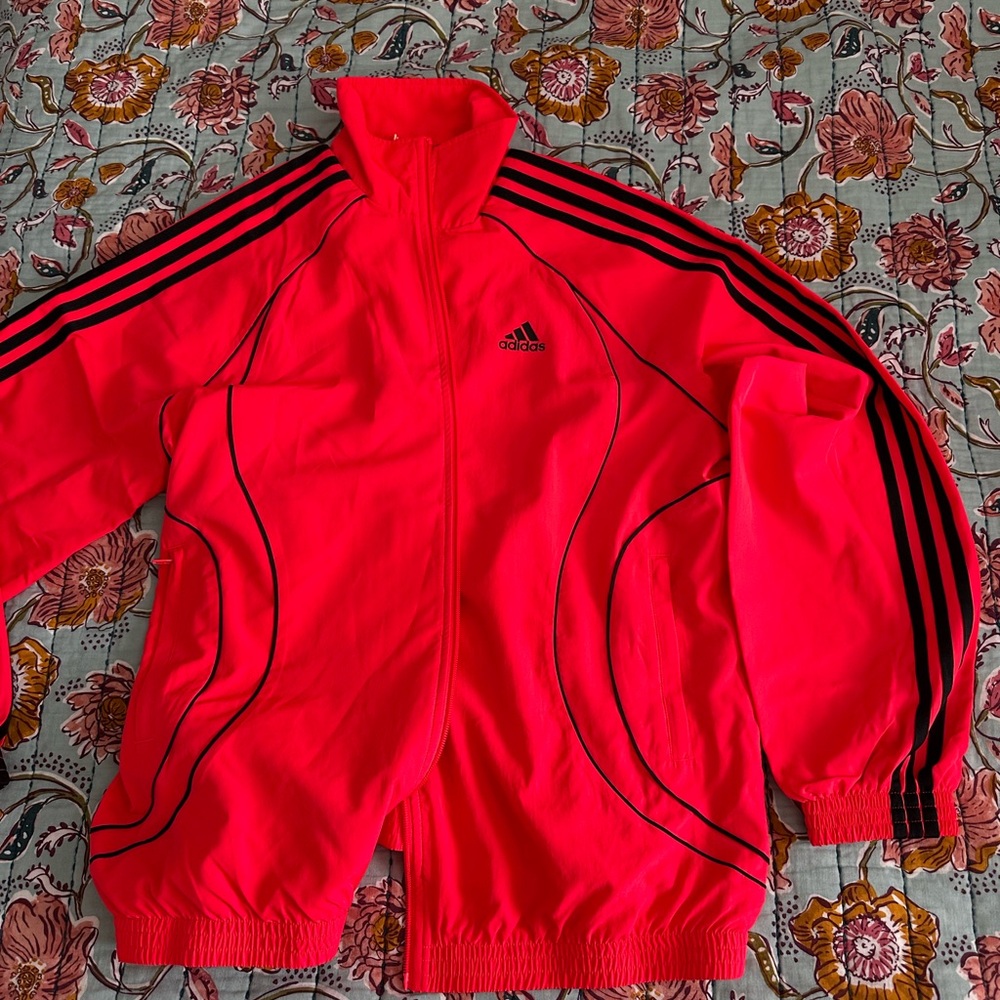 Set Adidas Bright Red Jacket and pants.
